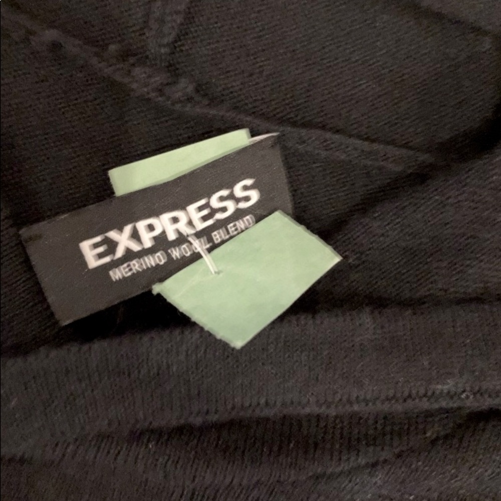 Express men’s black sweater. It does not have size. Looks like men’s M - Picture 2 of 2